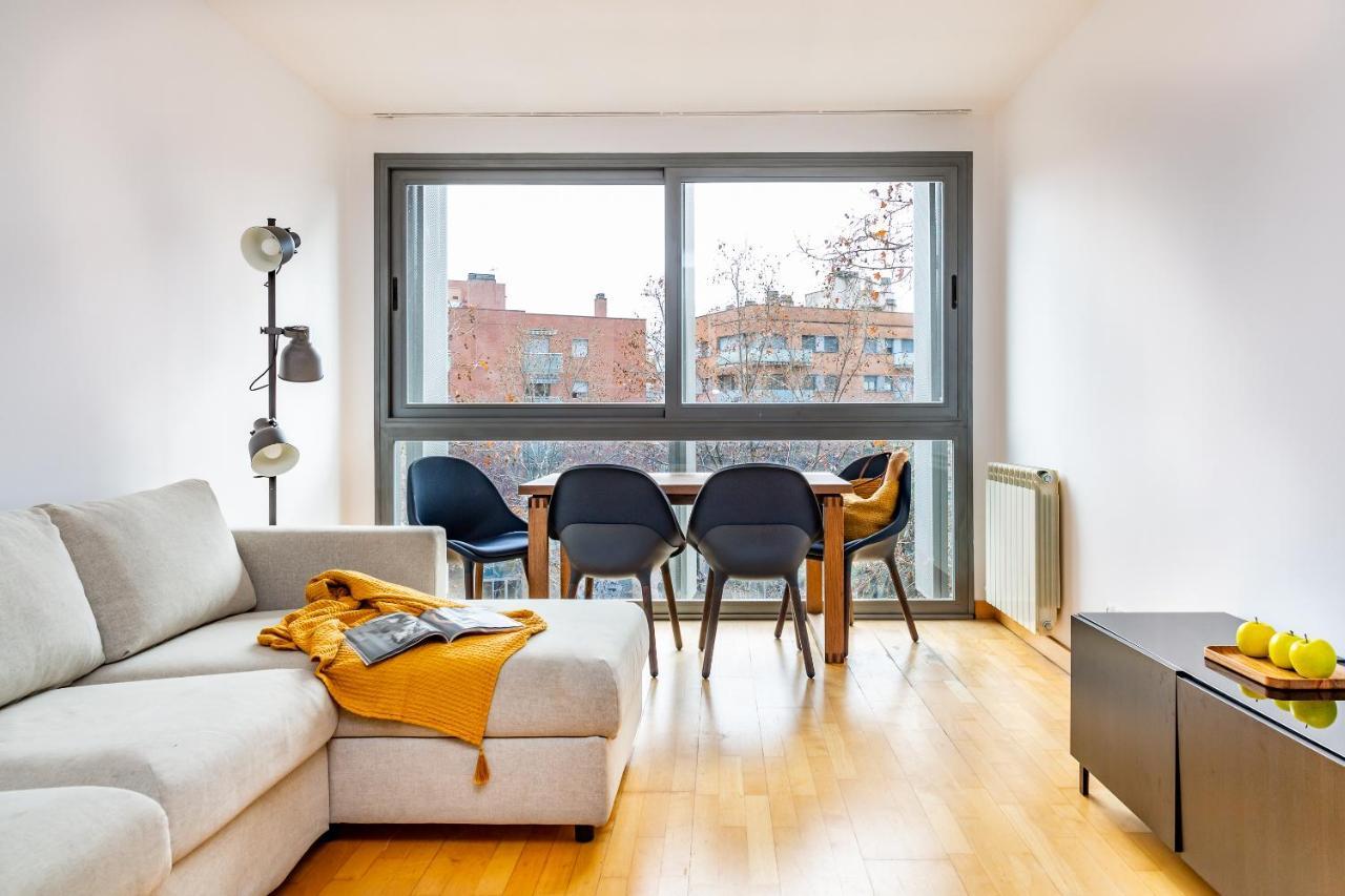 2br - 2bh Close To The Beach *