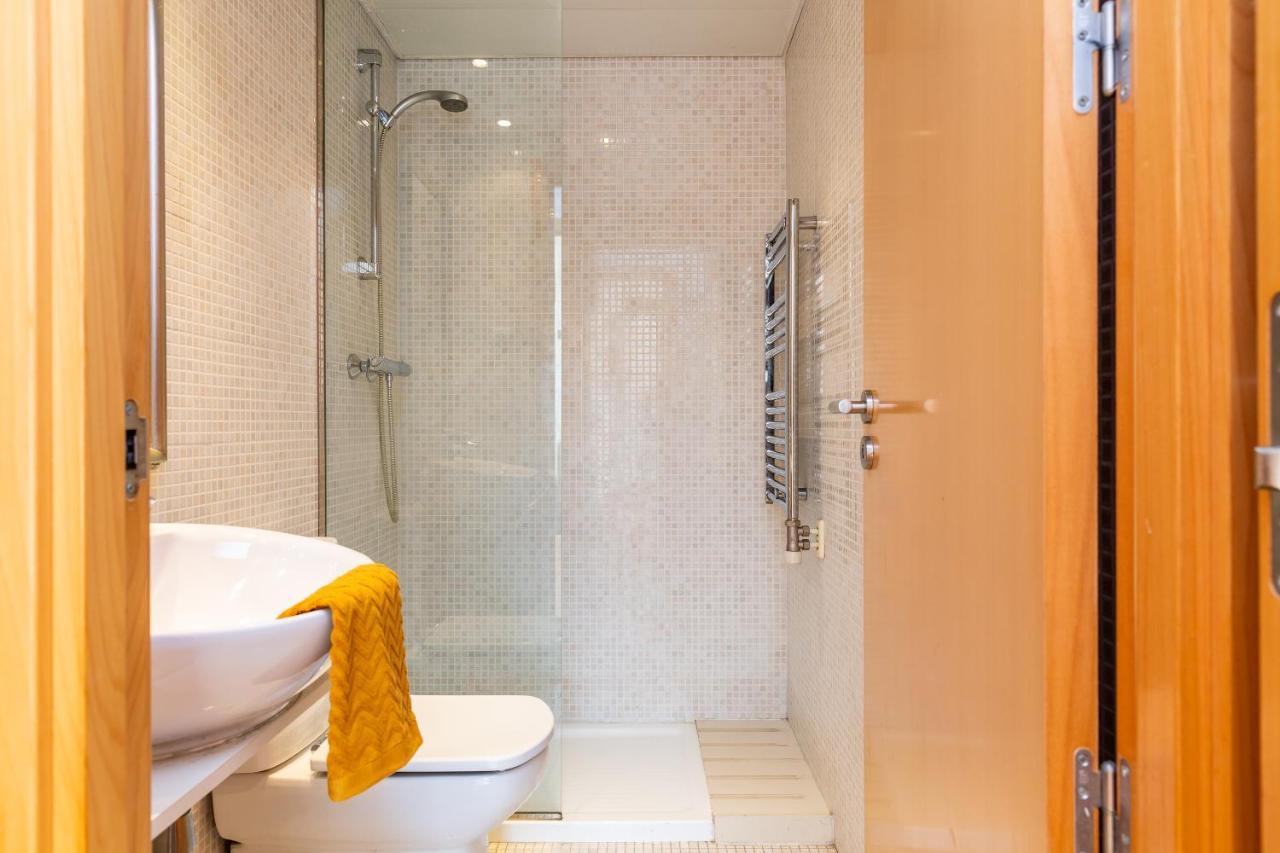 2br - 2bh Close To The Beach Barcelona