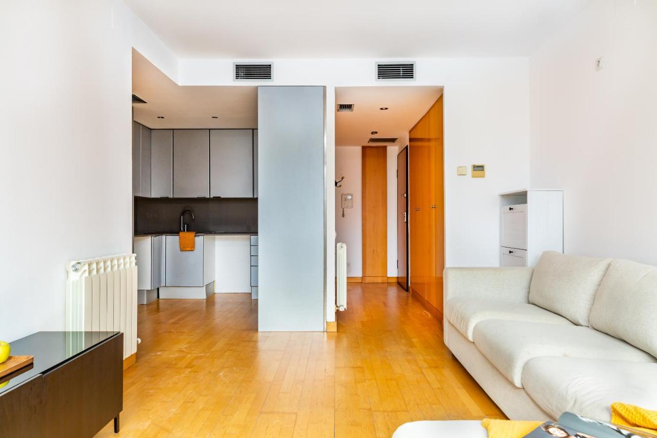 2br - 2bh Close To The Beach Barcelona