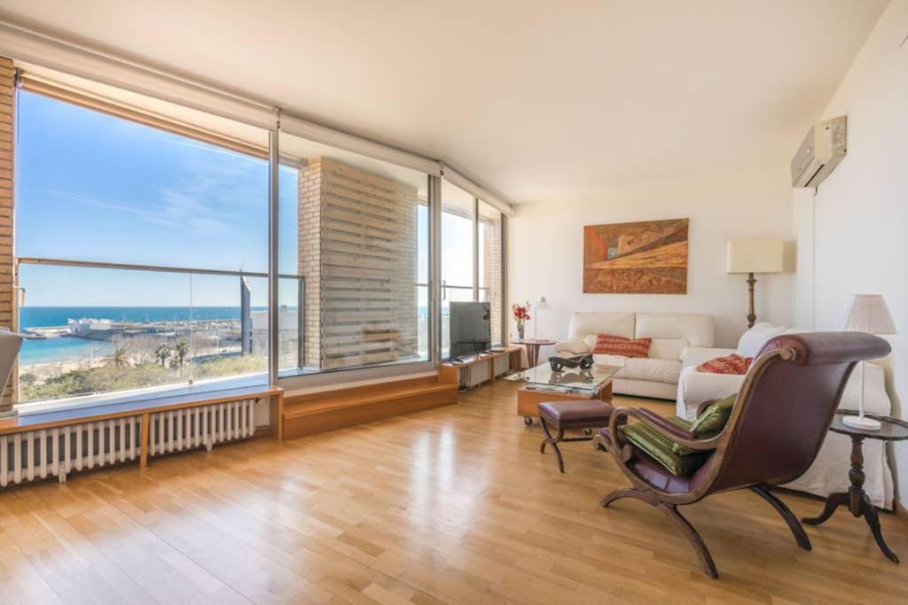Sea Views & Skyline Appartement