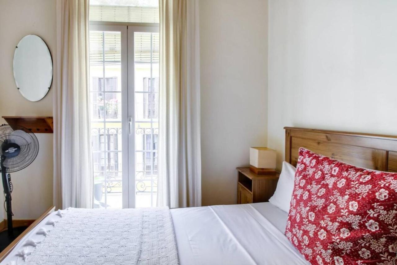 Modern 2 Bedroom In Poble Sec 7 Minutes To Metro * Barcelone