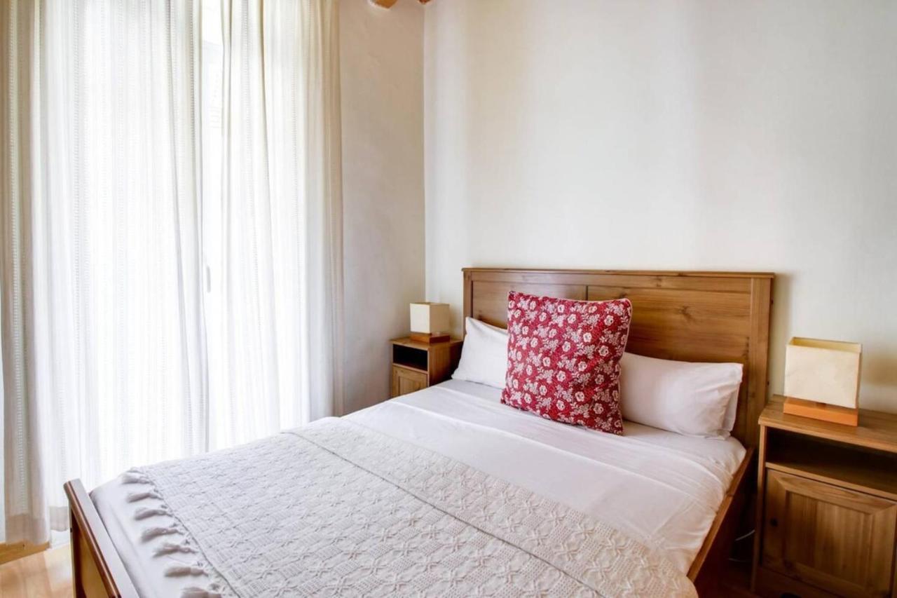 Modern 2 Bedroom In Poble Sec 7 Minutes To Metro Appartement