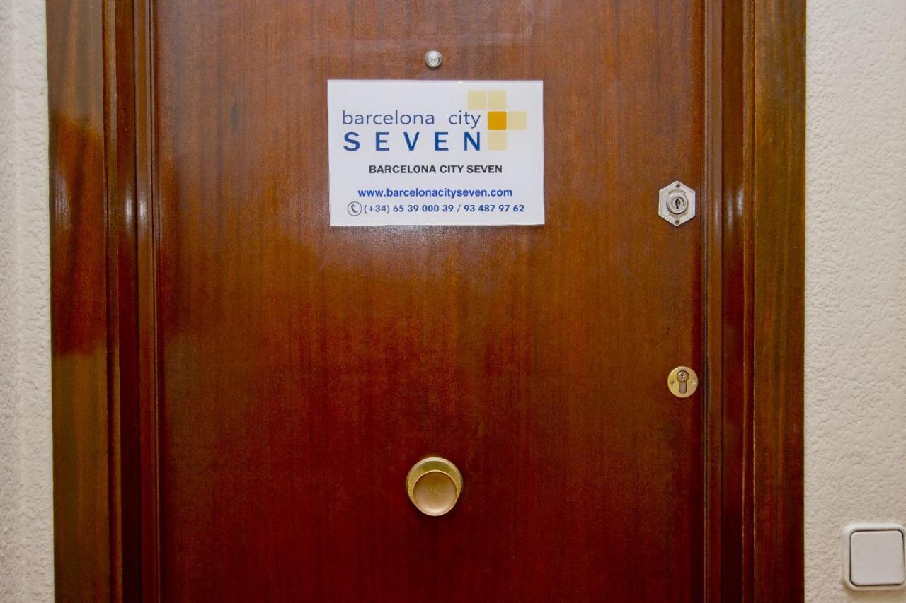 Pensión Seven