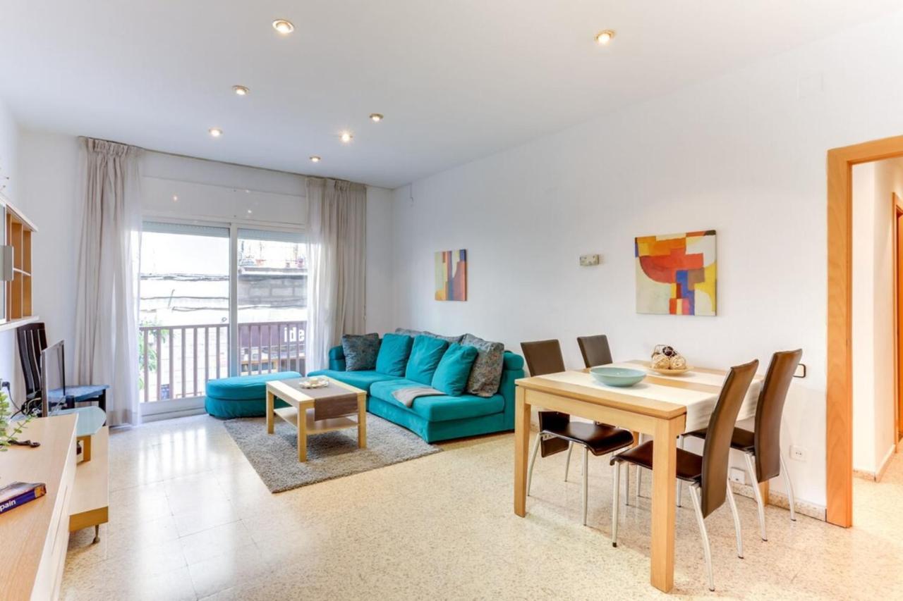 Bright And Spacious 3 Bedroom Close To The Beach Appartement