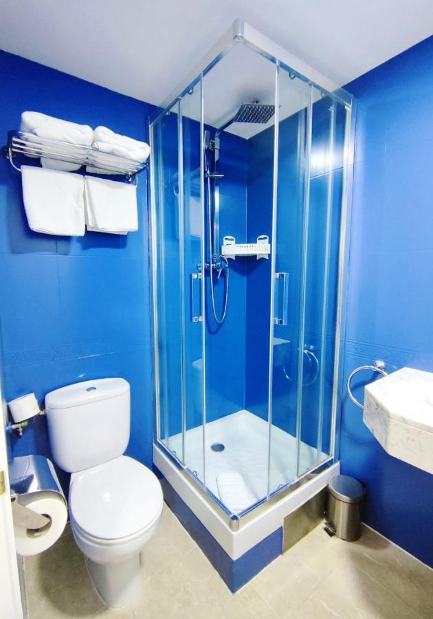 Yomo Bcn Port Guest house