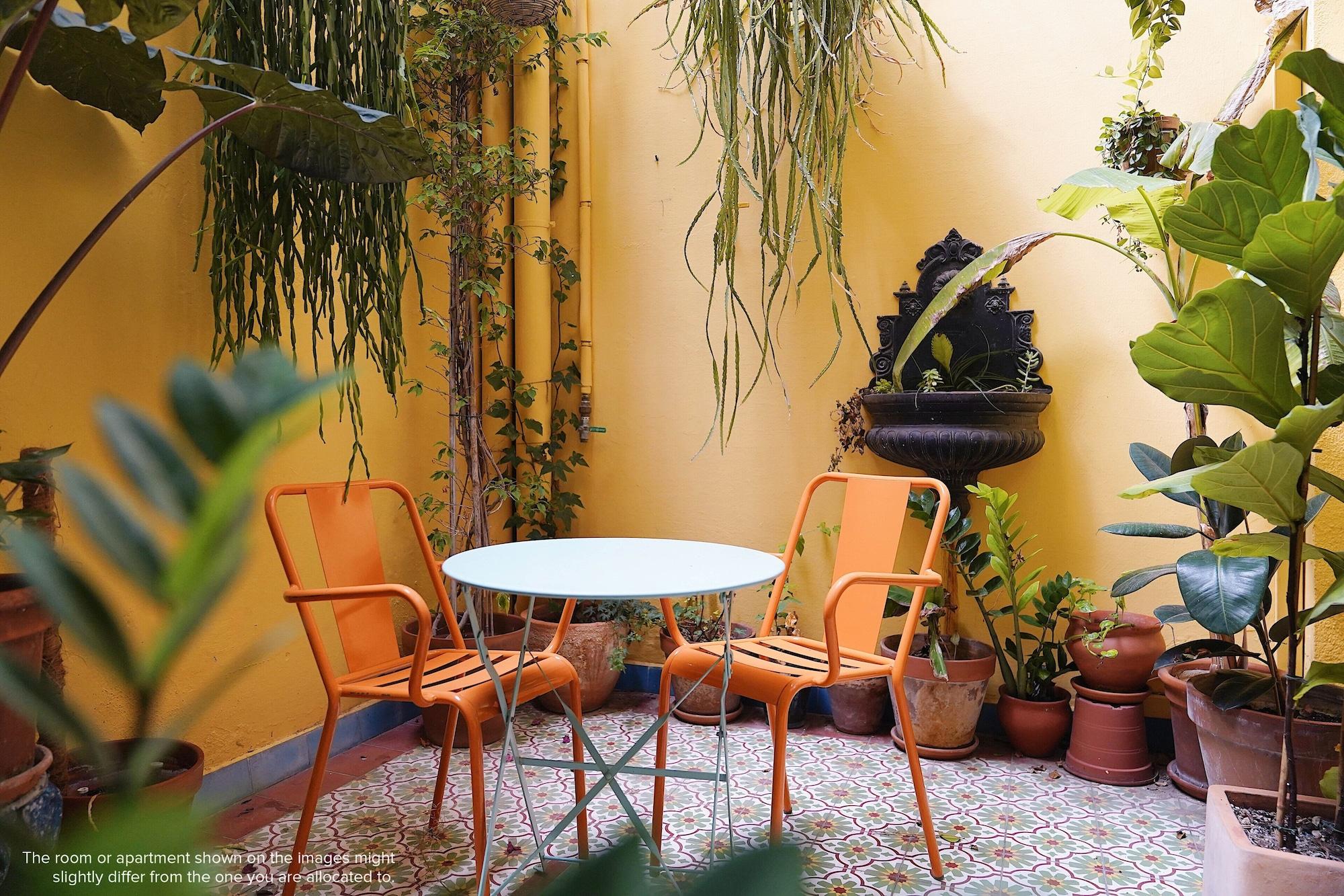 Numa Roca Aparthotel Barcelona