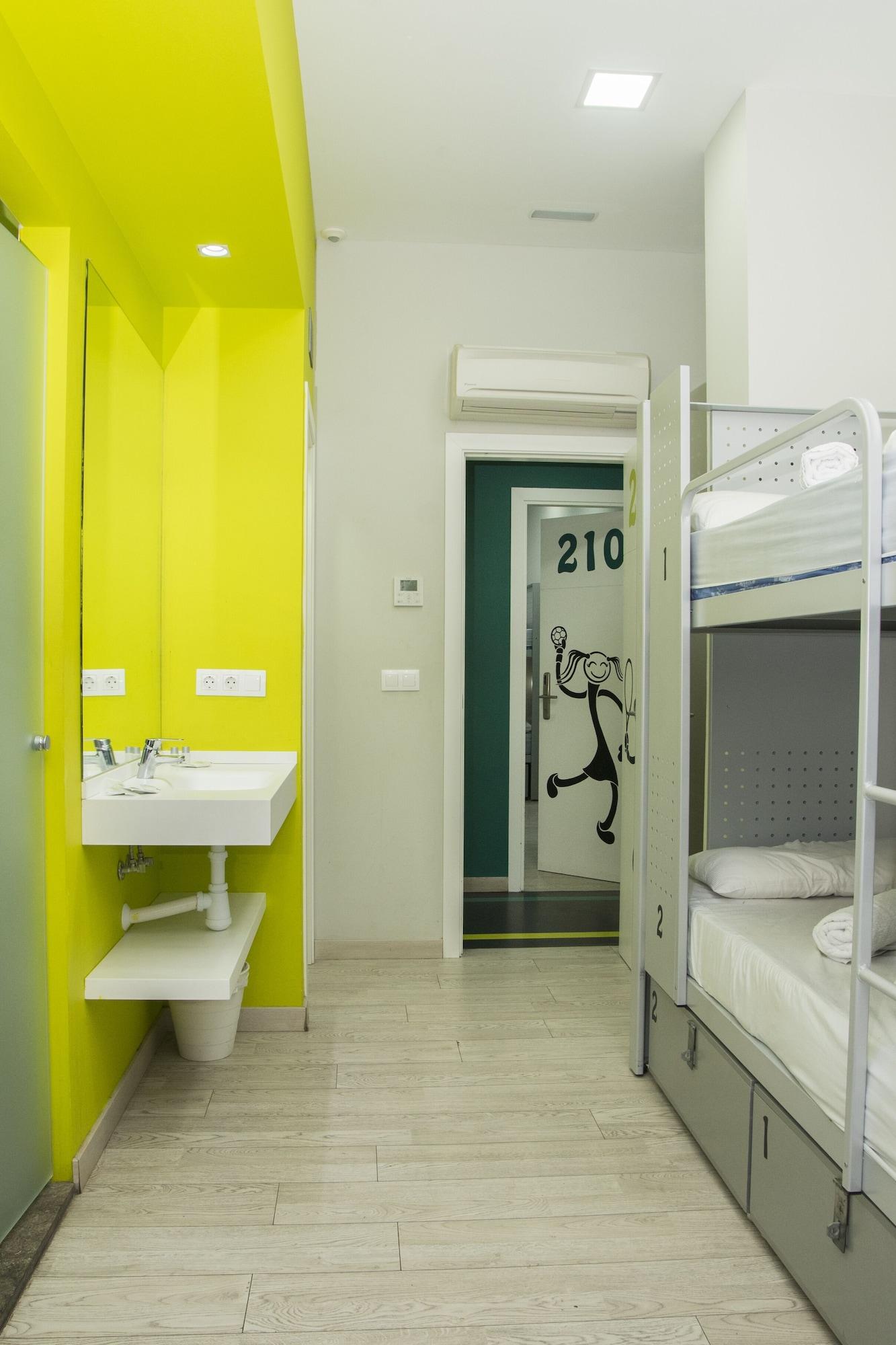 Hostel Bcnsporthostels Barcelona