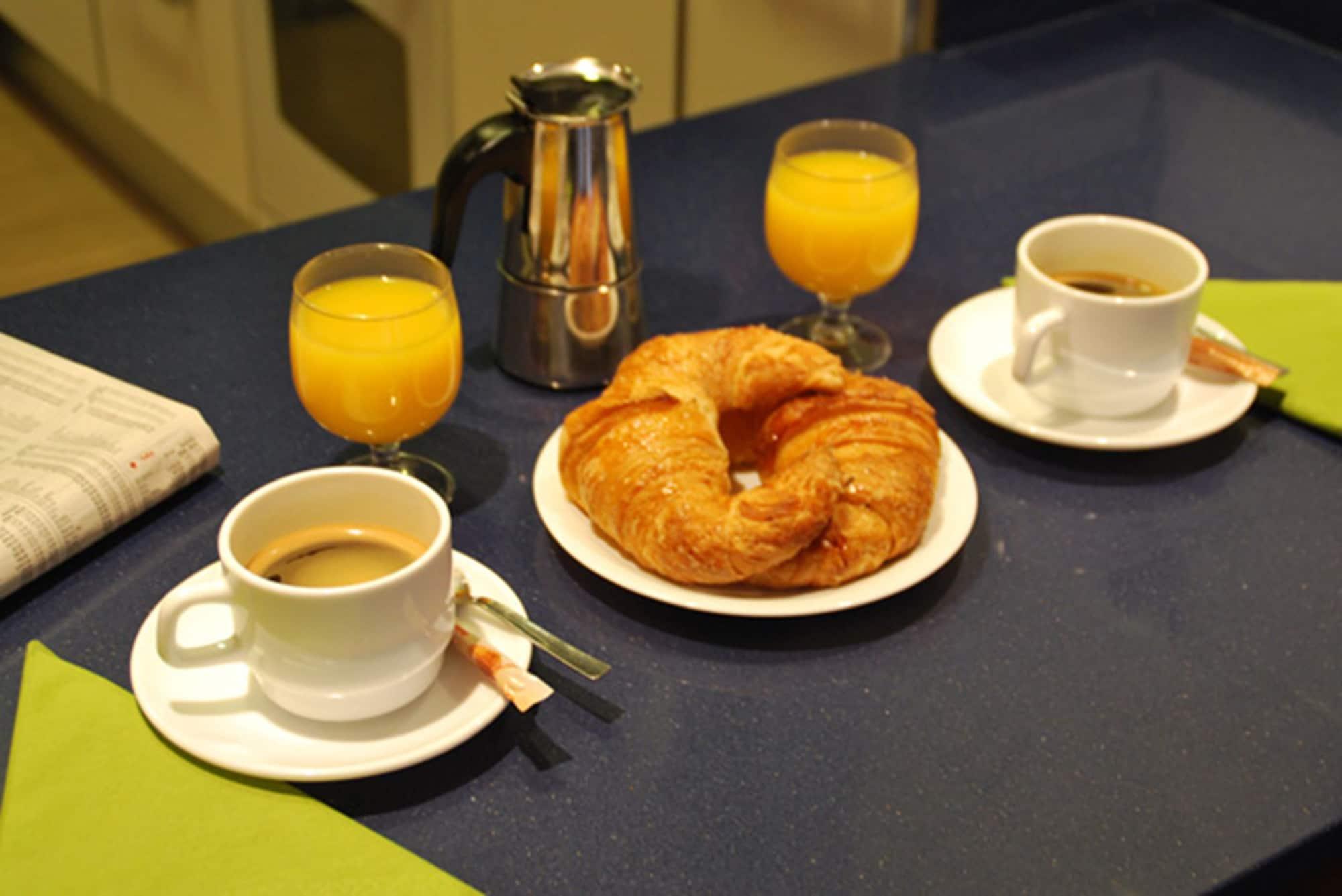 Aparthotel Napols - Abapart 2*