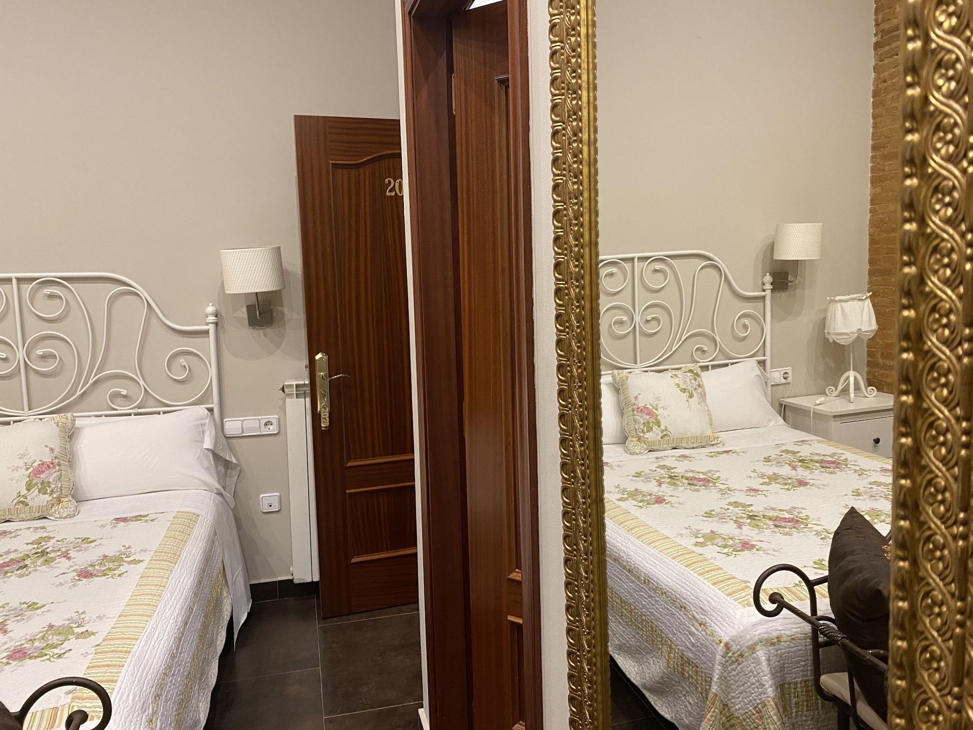 Guest house Orleans 2*