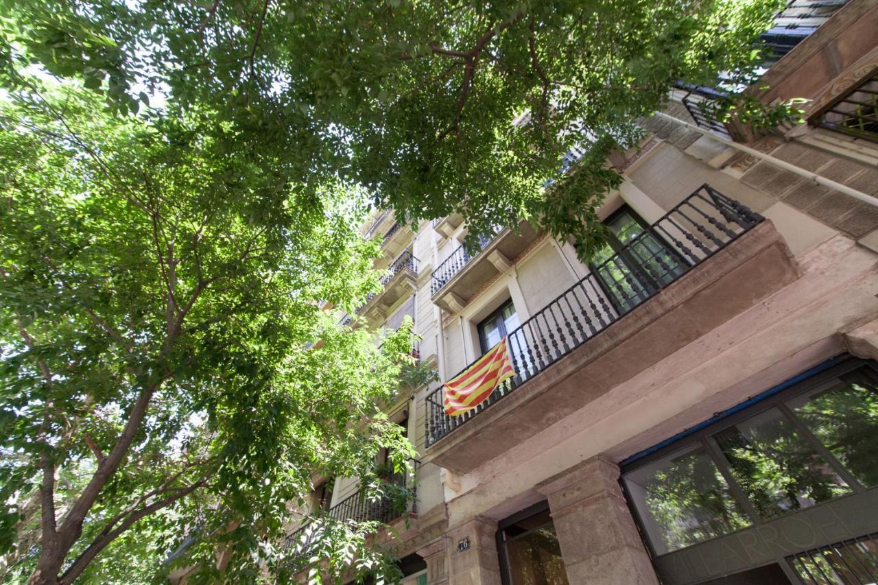 Aparteasy Apartment