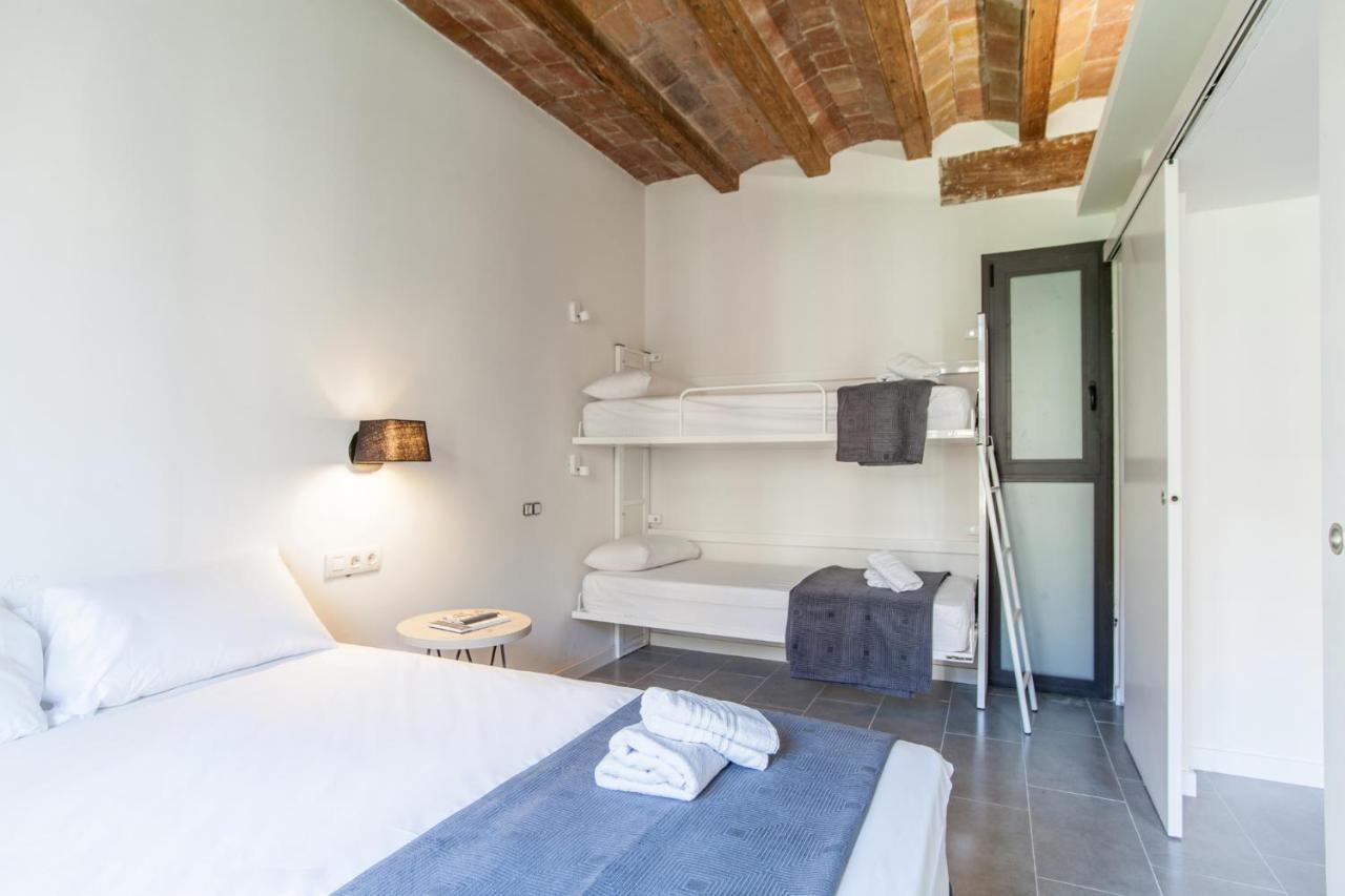 Aparteasy Apartment