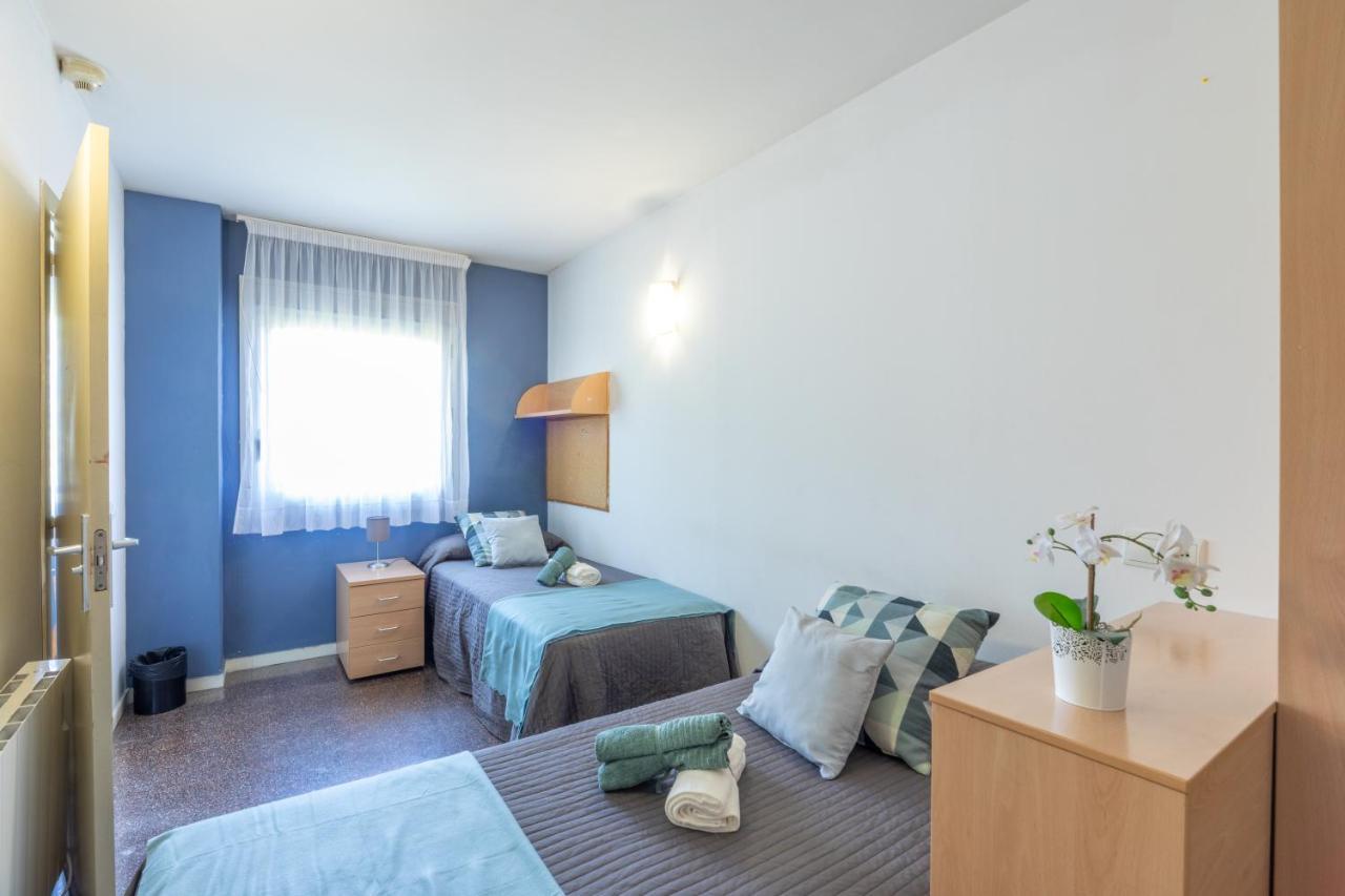 Residencia Universitaria Resa La Ciutadella Apartment