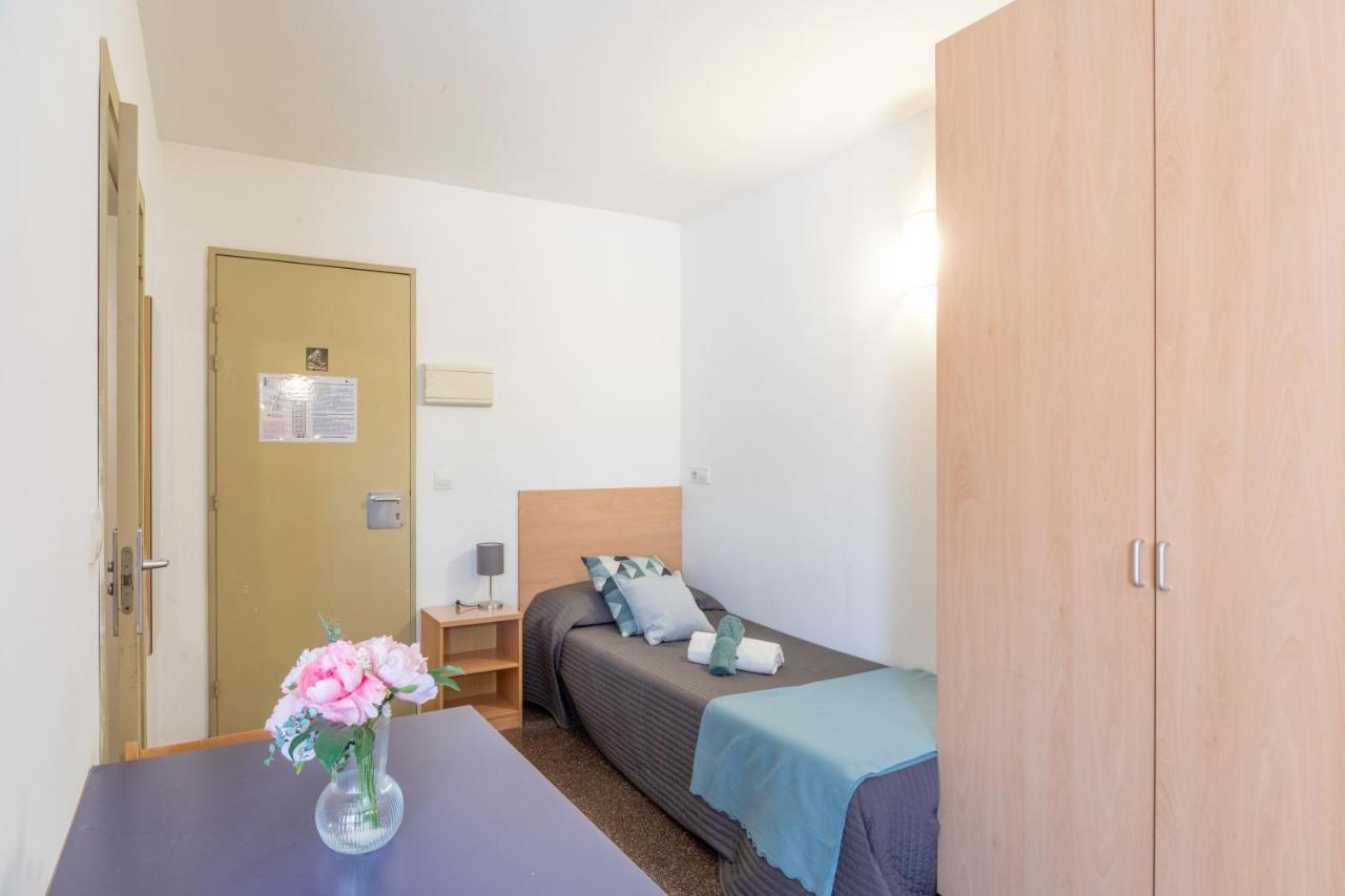 Apartment Residencia Universitaria Resa La Ciutadella Barcelona