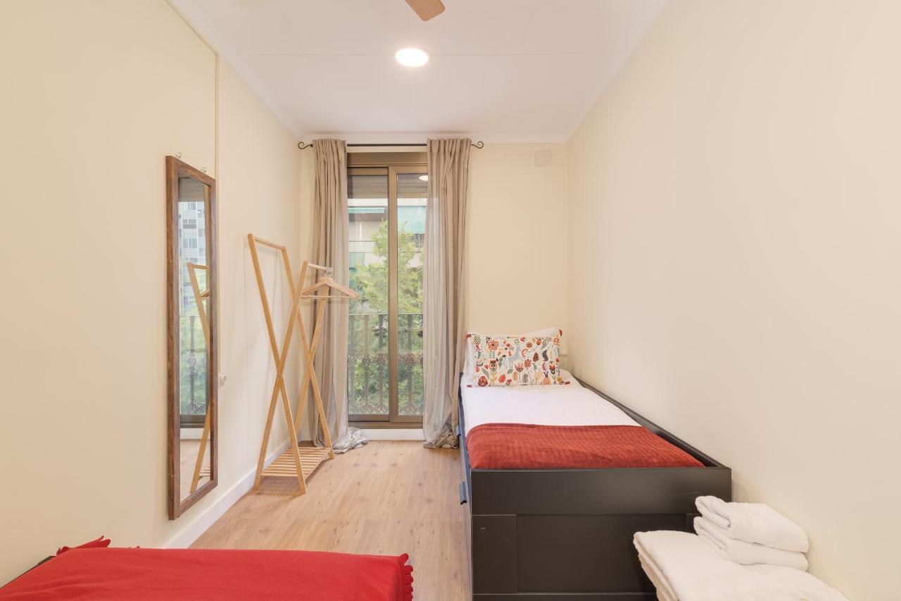 Cool&colorful Centric Apartment Barcelona