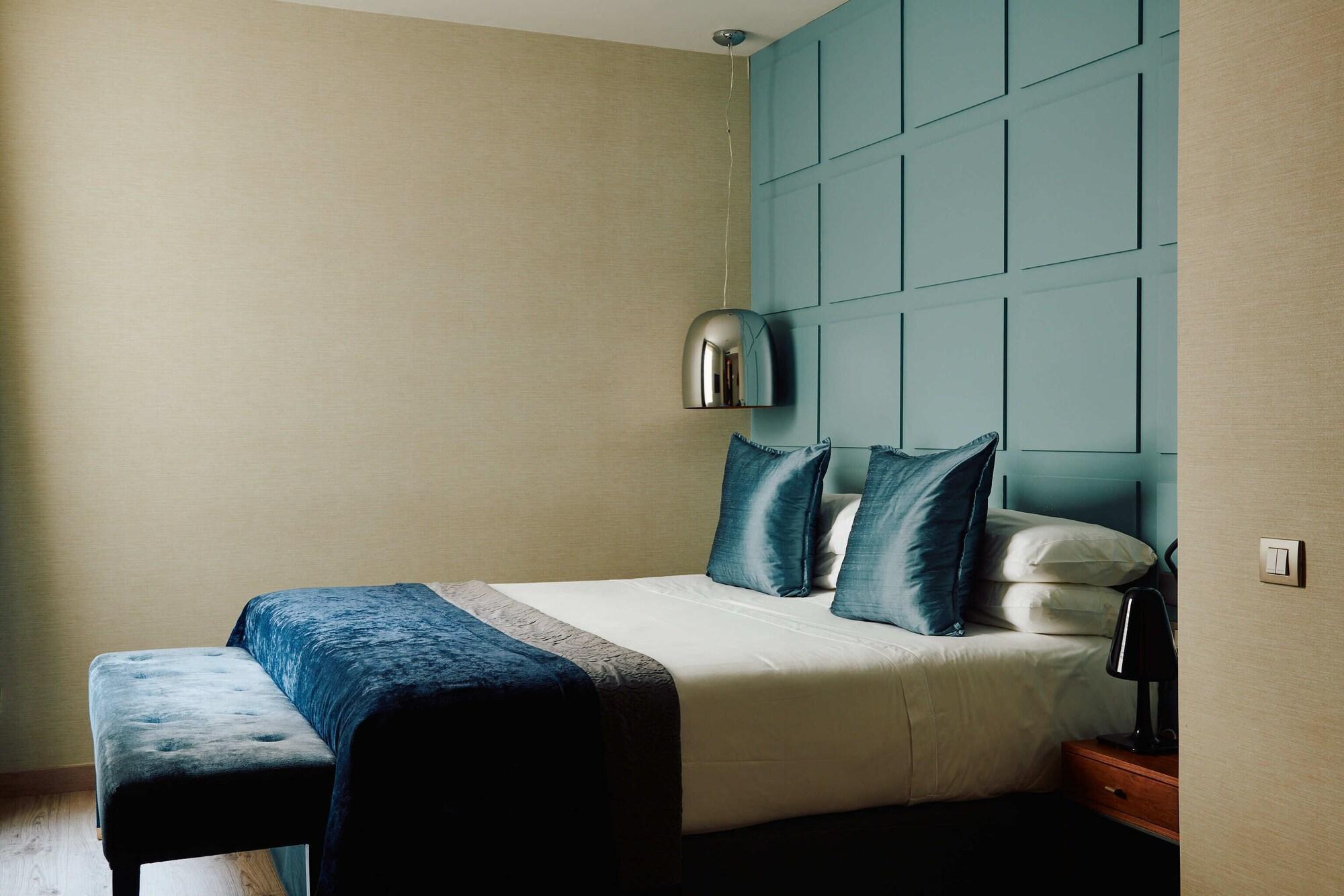 Gallery 4 Sup Hotel 4*