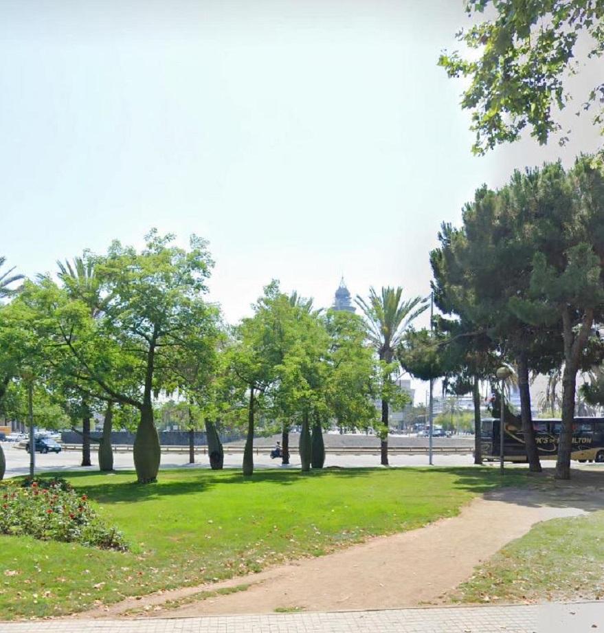 Yomo Bcn Port Guest house 2*