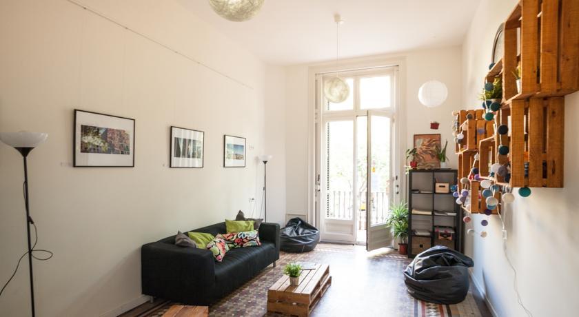 Hostel 360 Arts&culture