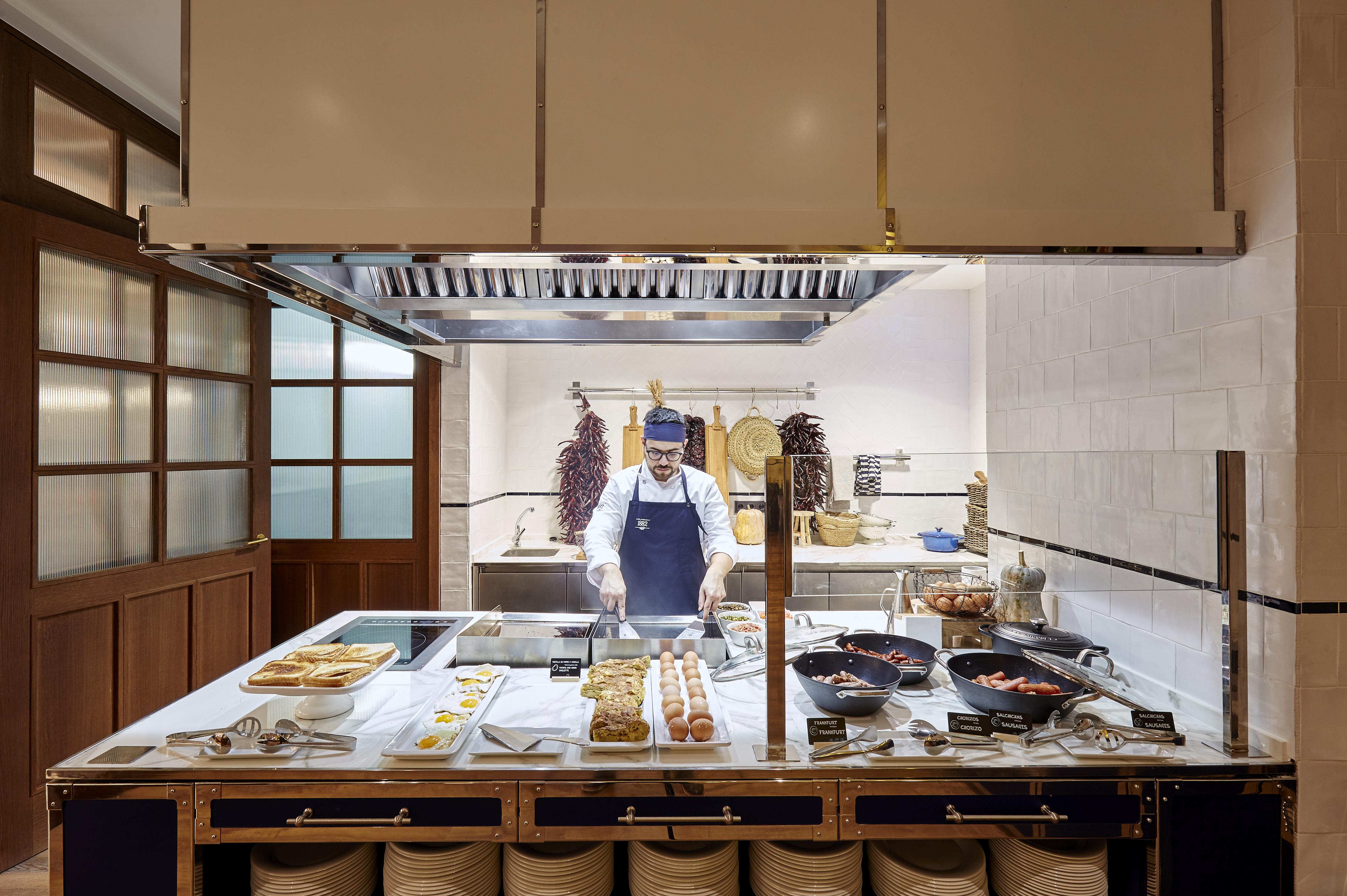 Radisson Blu 1882 Hotel, Sagrada Familia Hotel 4*