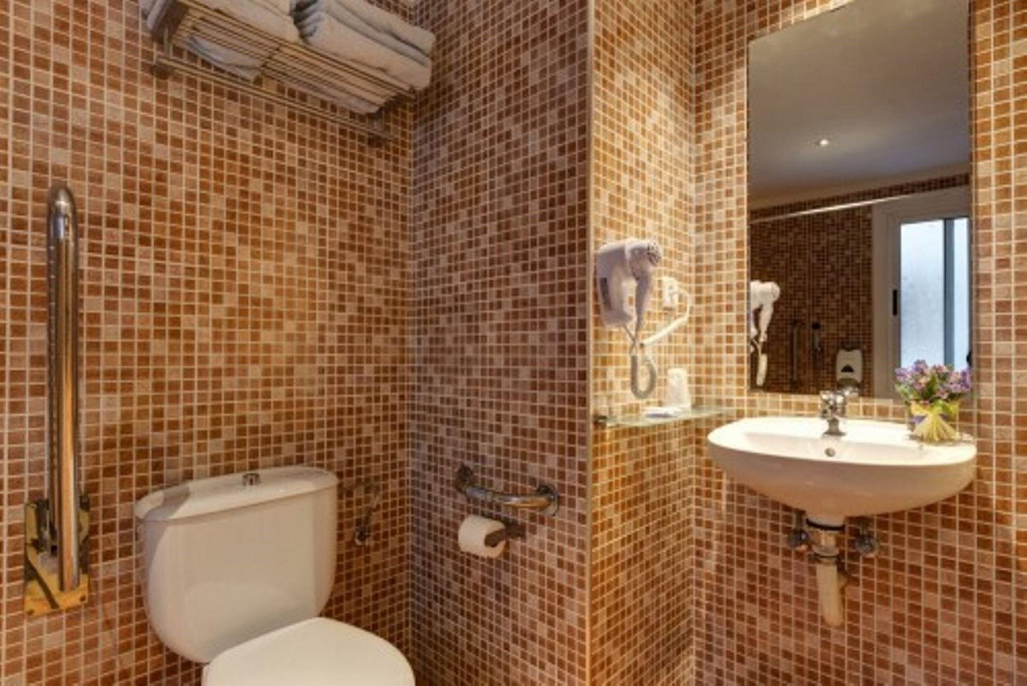 Hostal Barcelona Guest house
