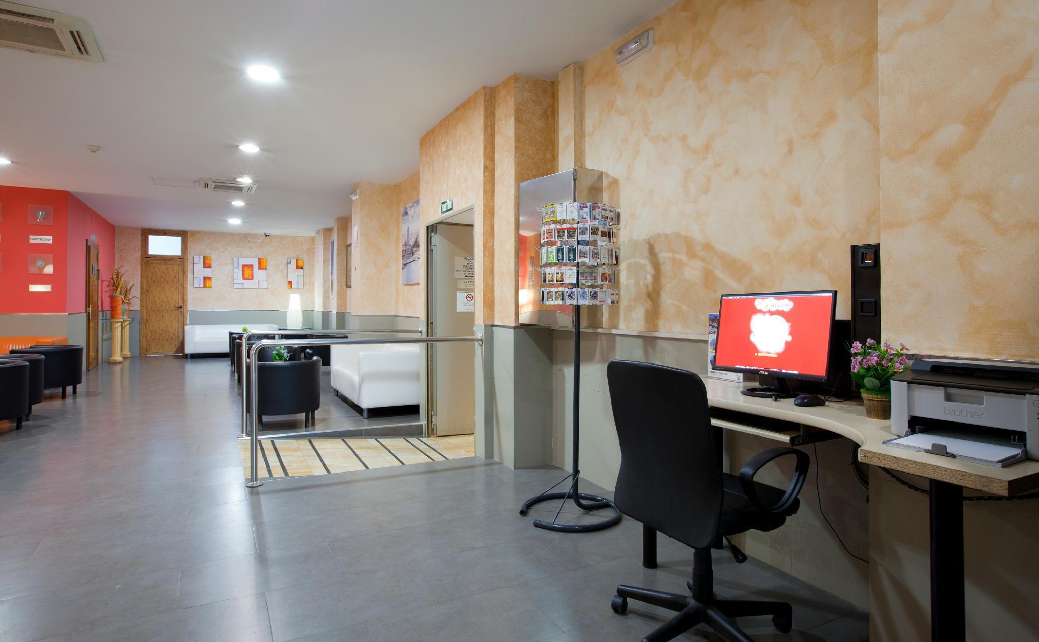 Hostal Barcelona Guest house