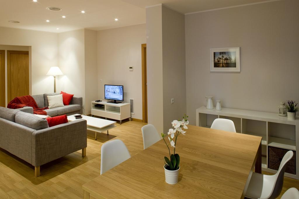 Flateli Pelai Apartment *