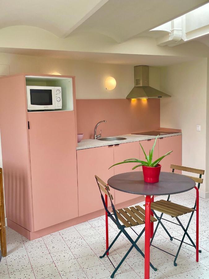 Smartr Barcelona Ramblas Aparthotel 2*
