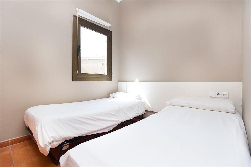 Apartment Ainb Raval Hospital *