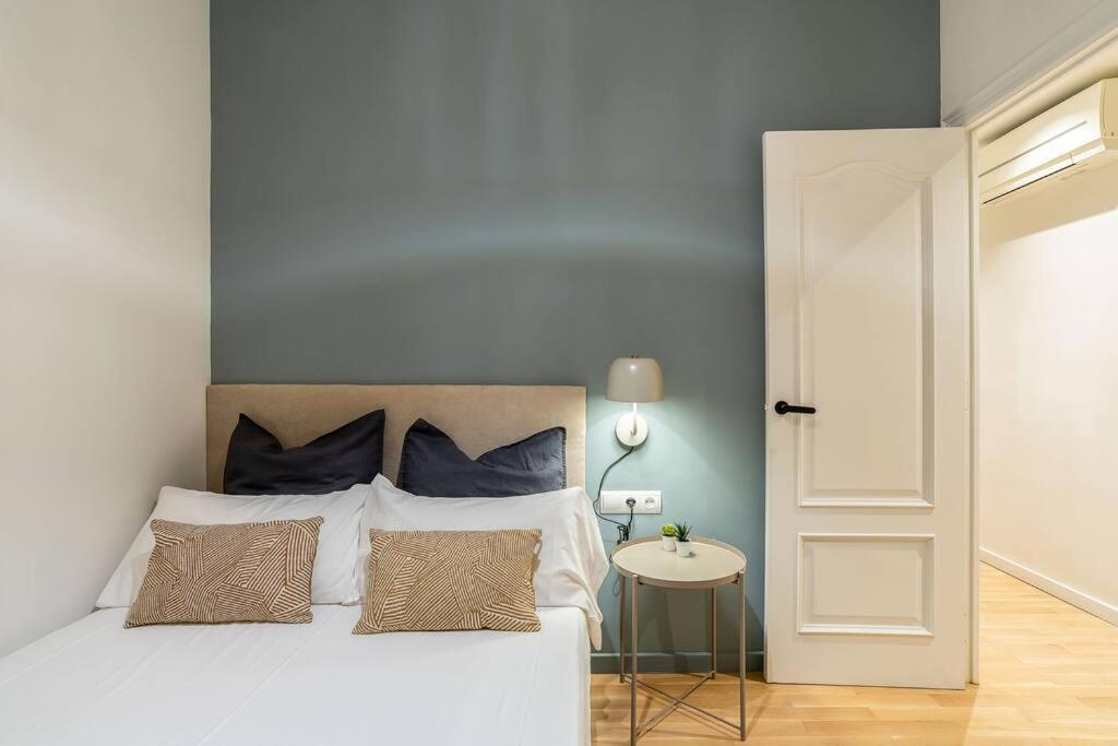 Modern Stylish 3 Bedroom Arco De Triunfo Appartement *