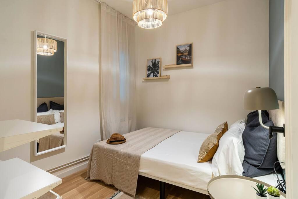 Modern Stylish 3 Bedroom Arco De Triunfo * Barcelona