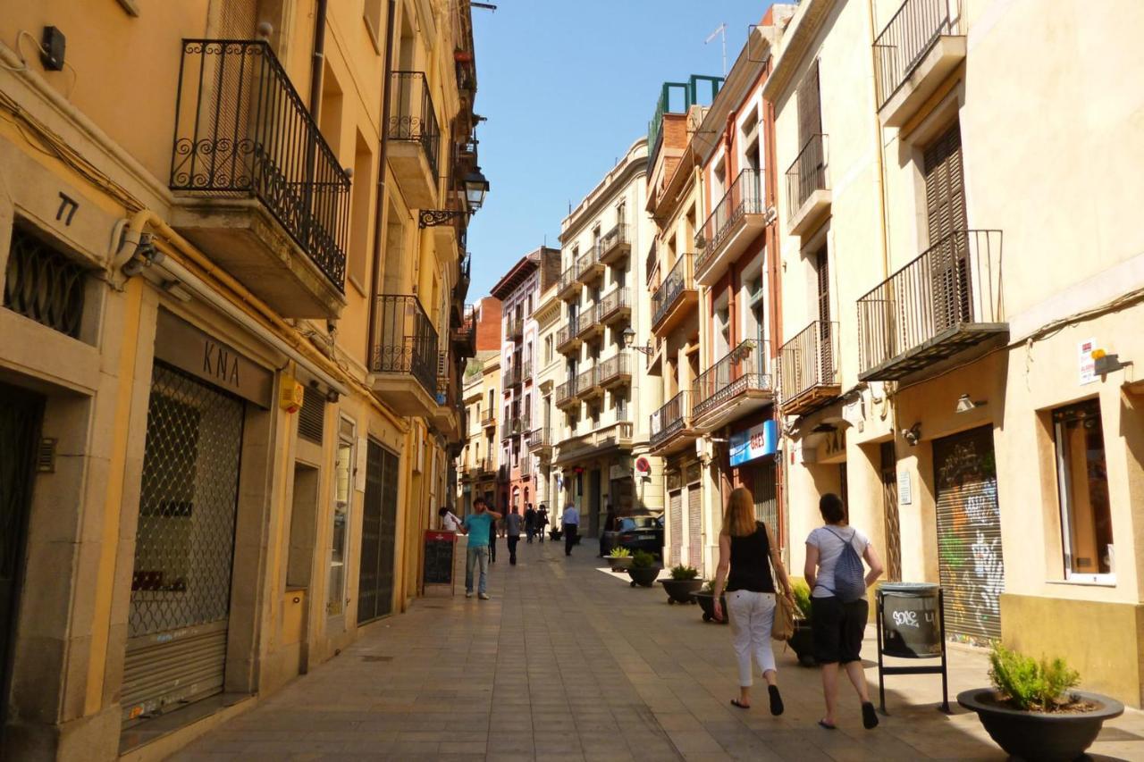 Apartment New! In Sarria Near Metro *
