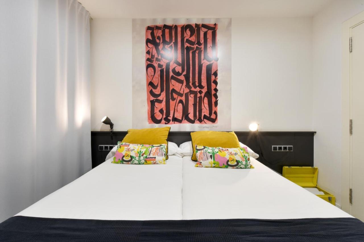Free Hostel *