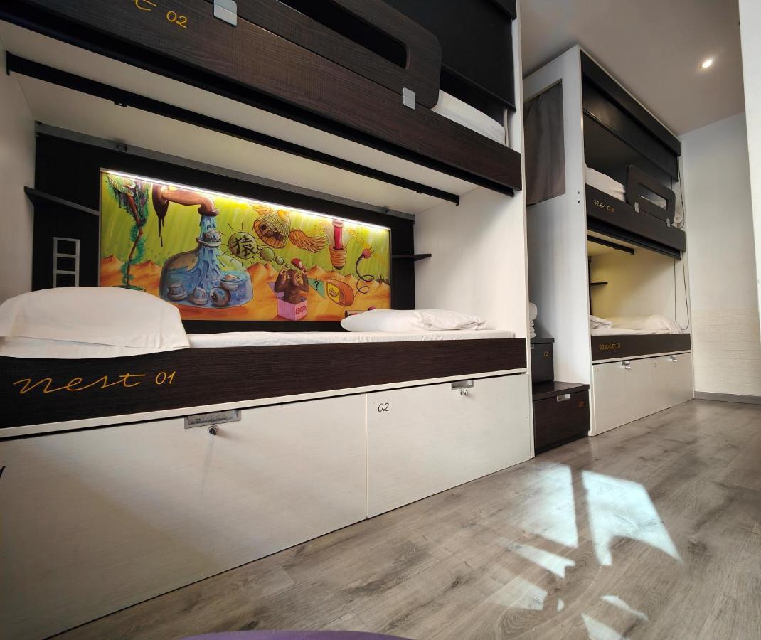 Hostel Free *