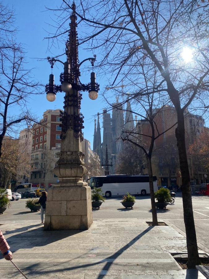 Lindo En Sagrada Familia