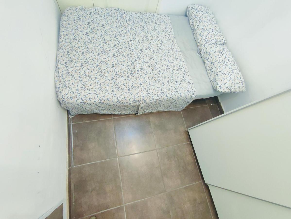 Nice Flat Within Walking Range To The Beach Appartement Barcelona