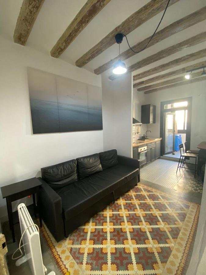 Apartment Spacious Modern In The Vibrant El Raval *