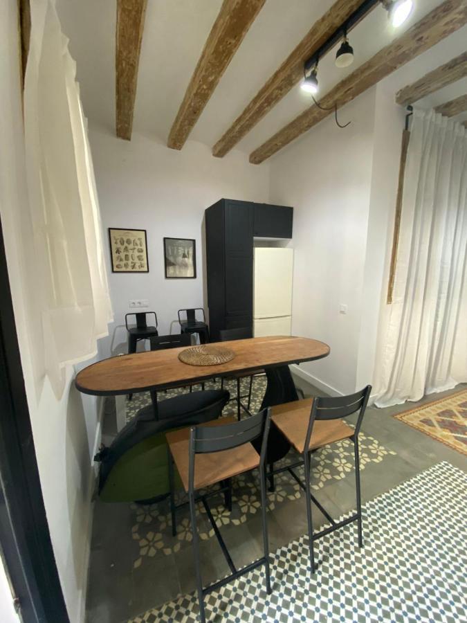 Apartment Spacious Modern In The Vibrant El Raval Barcelona