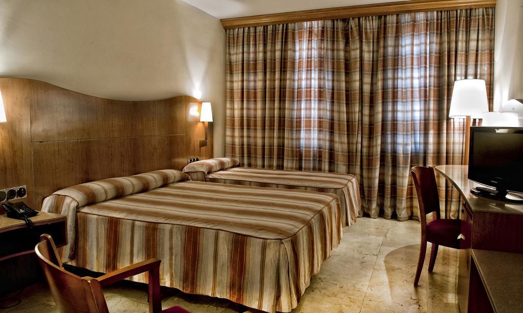 Aristol - Sagrada Familia Hotel 3*