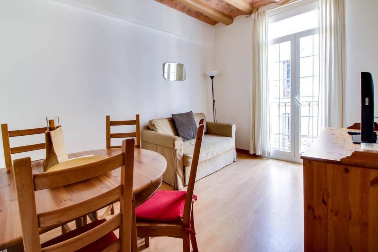 Modern 2 Bedroom In Poble Sec 7 Minutes To Metro Appartement *