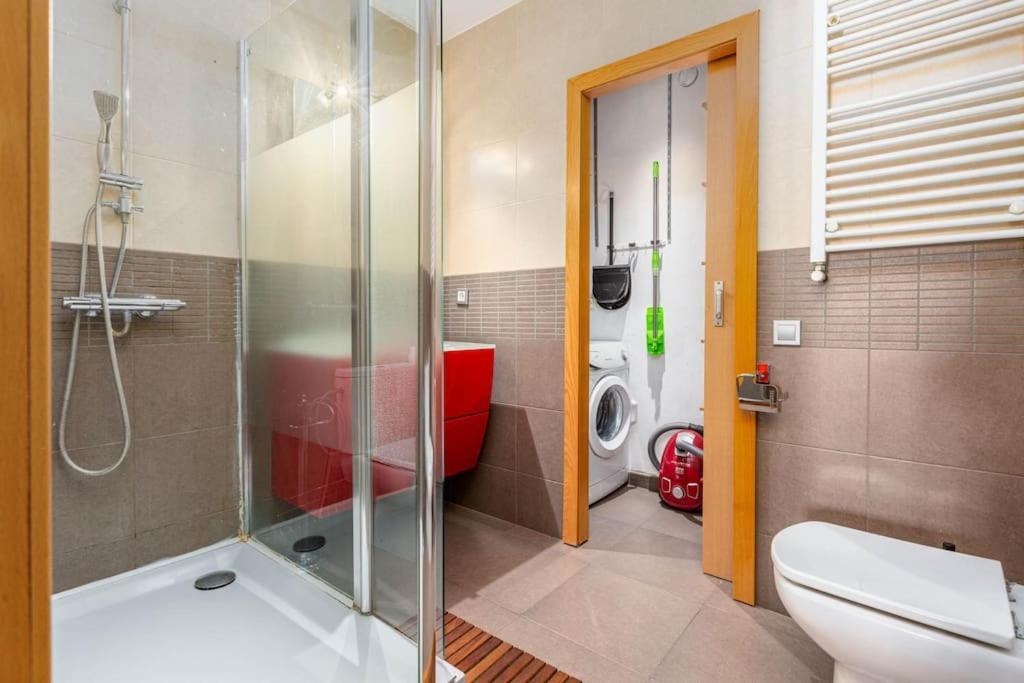 One Bedroom In City Center Apartment