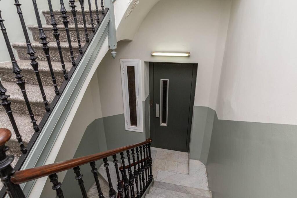 Apartment One Bedroom In City Center Barcelona