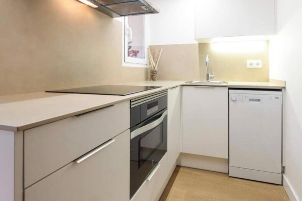 Beautiful And Location Apt *
