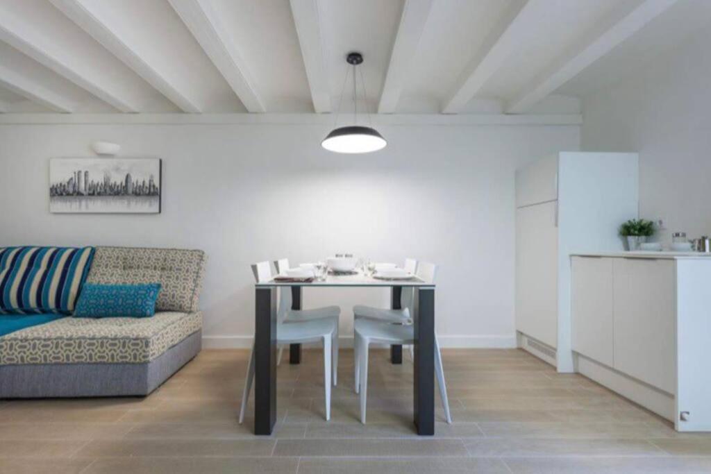 Beautiful And Location Apt Apartment Barcelona
