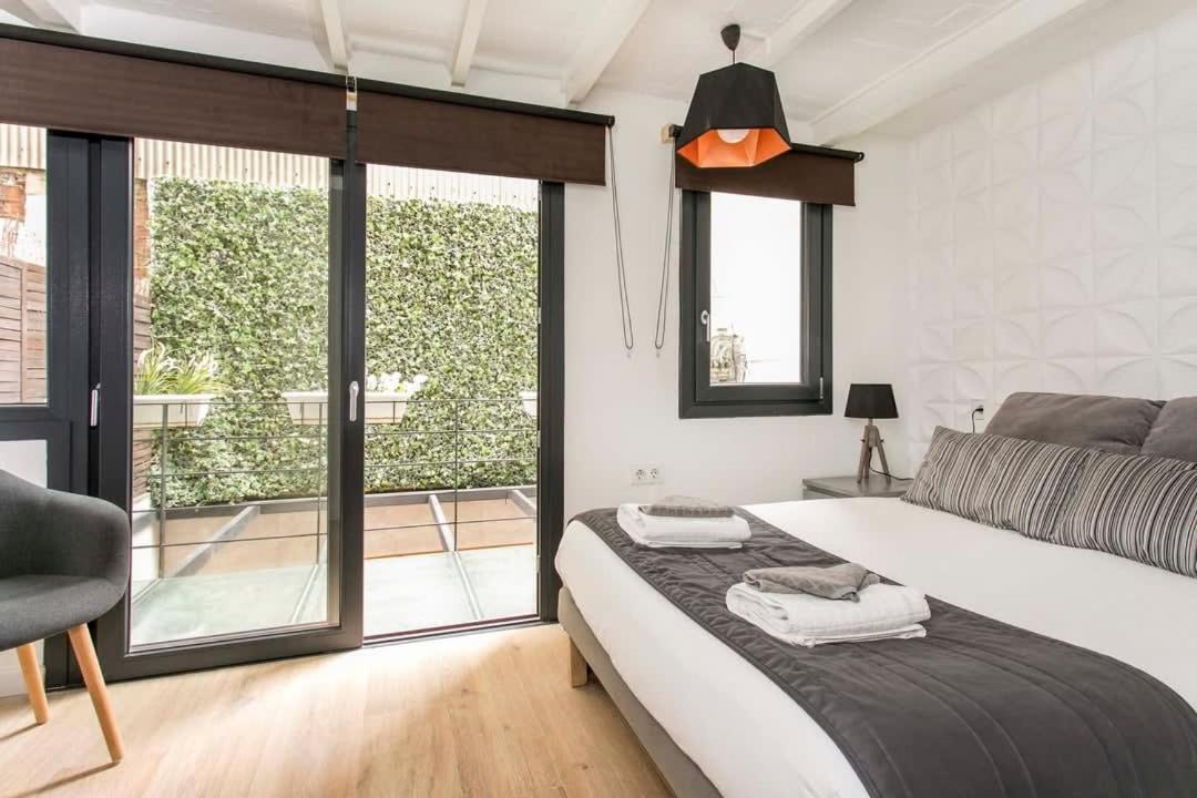 Amazing 3 Bedroom With Indoor Pool Apartment *