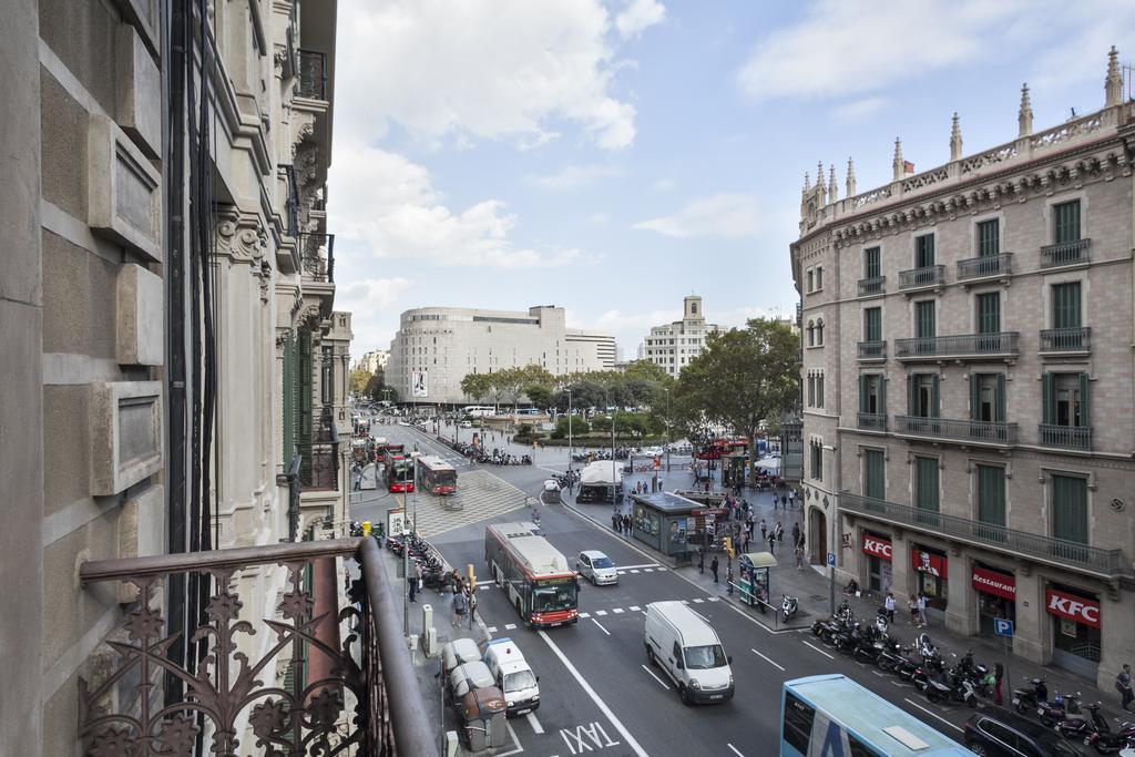 Canela Homes Universitat Apartment