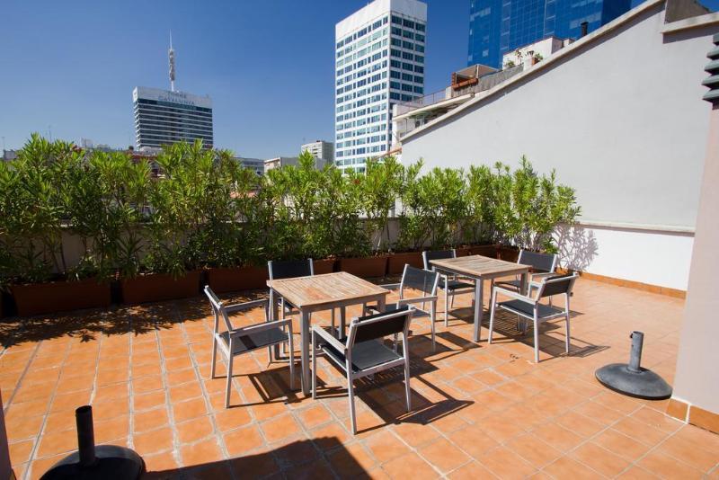 Limehome Rector Triado Apartment *