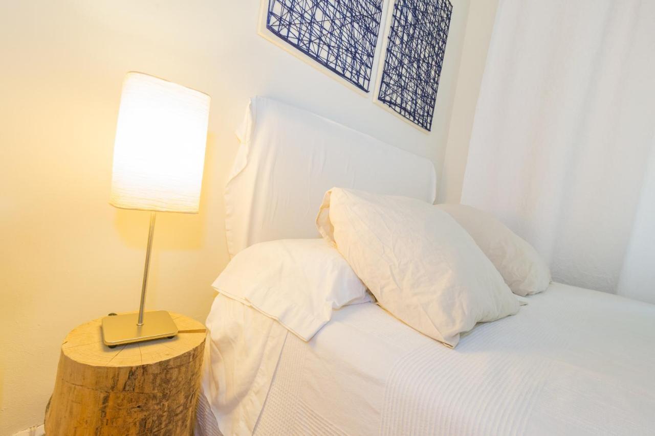 11jog1036 - Huge & Bright Train Station Apartment Barcelona