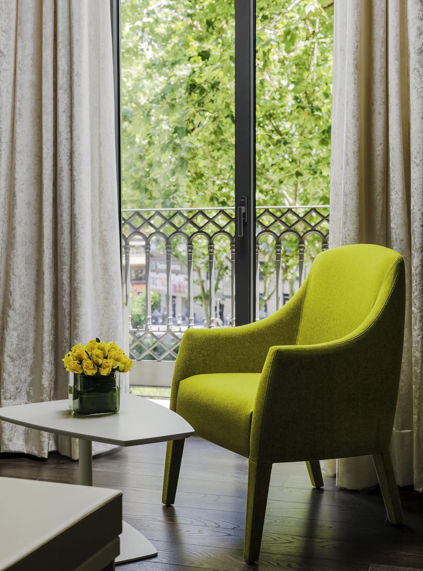 H10 Urquinaona Plaza (adults Only) Hotel 4*