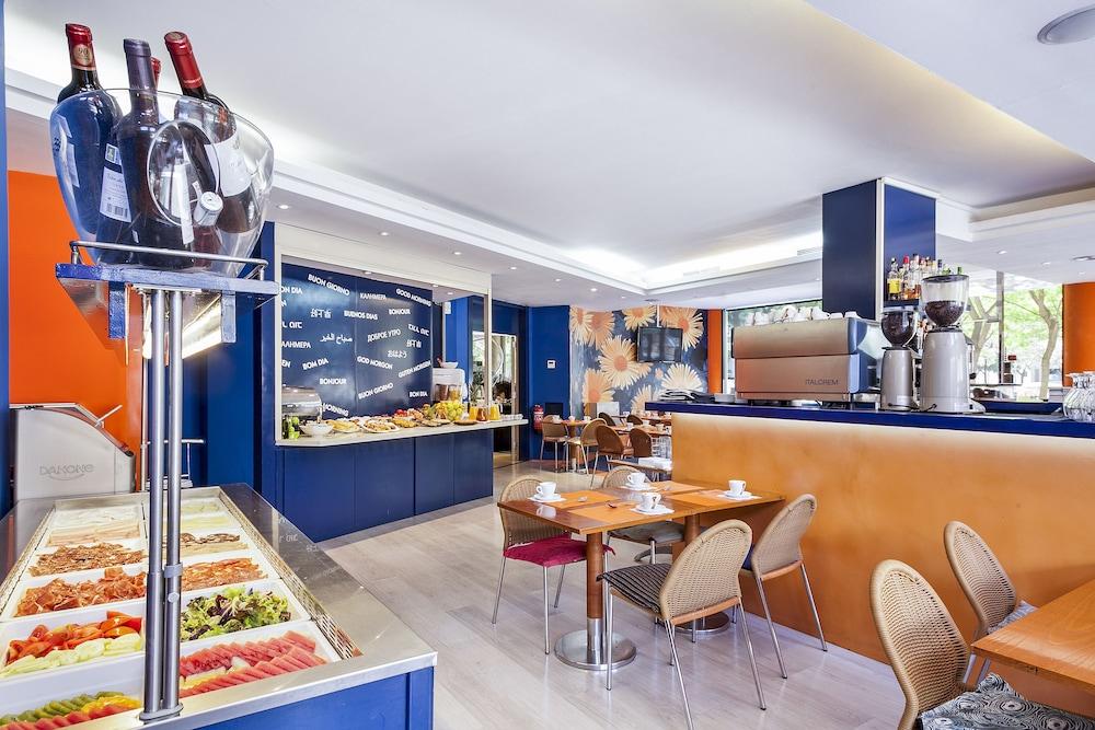 Acta City47 Hotel 4*
