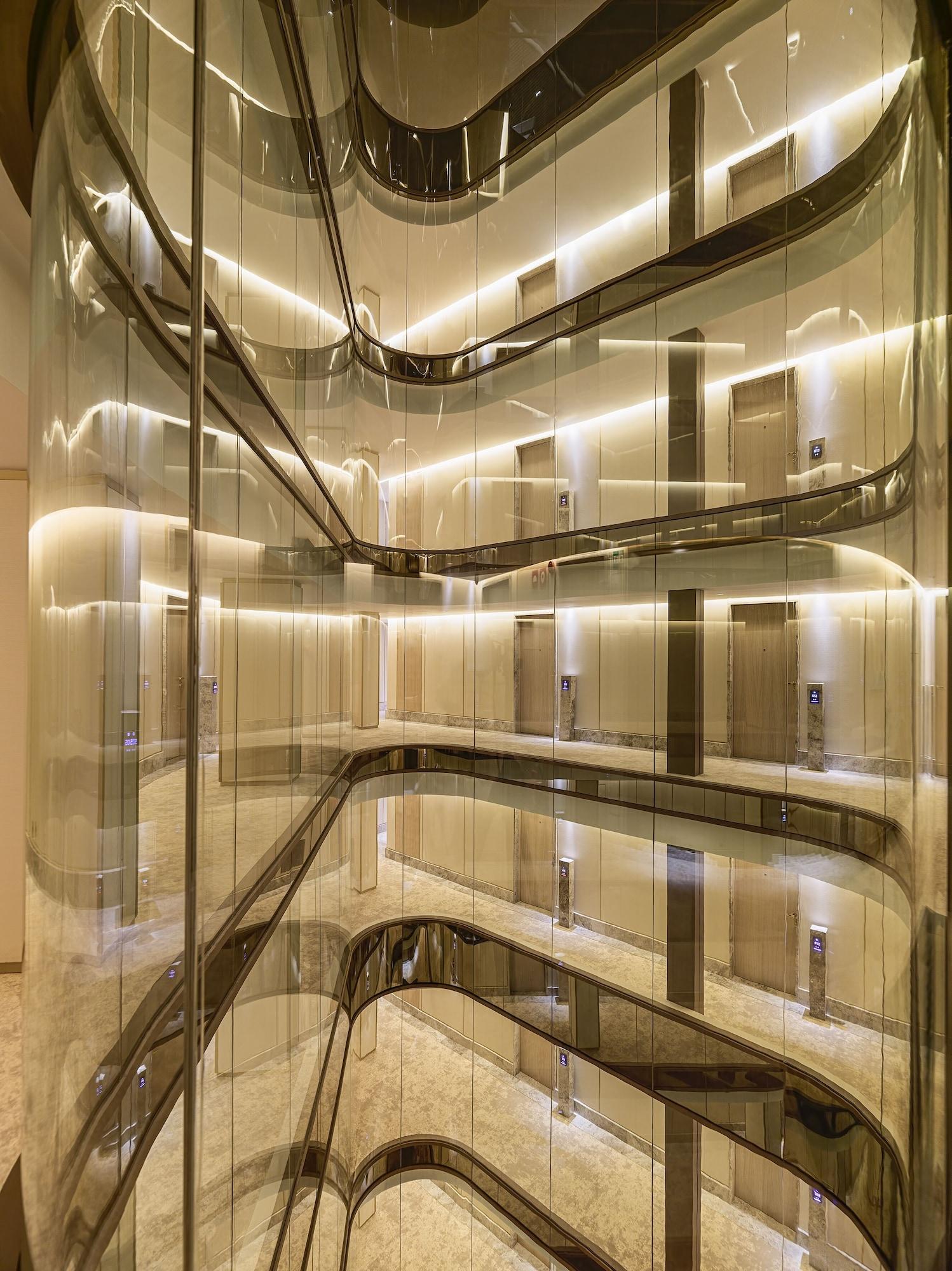 The One Gl Hotel 5*