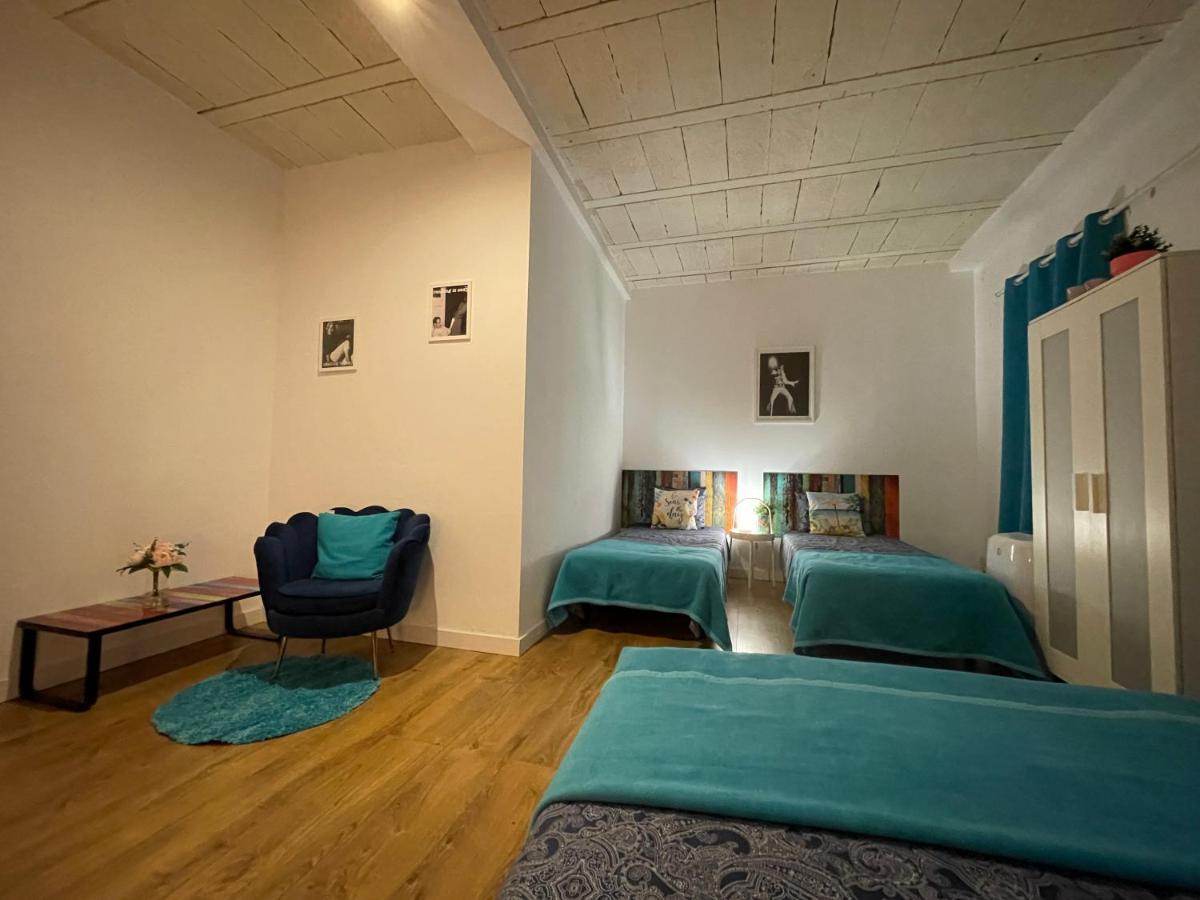 Rooms In Gothic Hostel